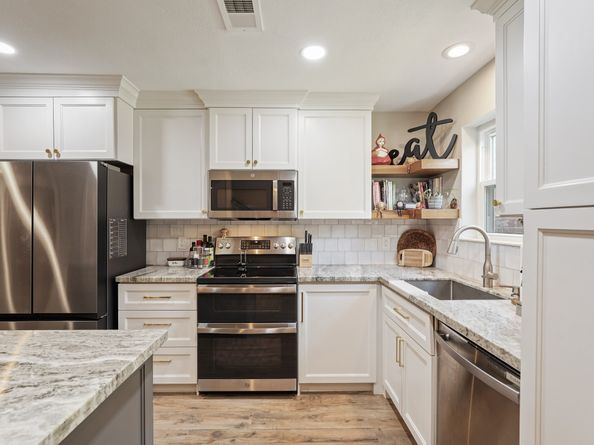 2236 S Piney Point Road 101, Houston TX 77063