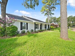 5943 Greenmont Drive, Houston TX 77092