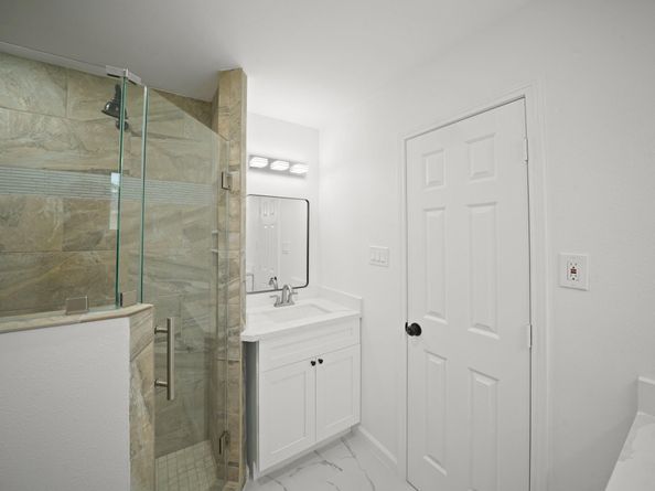5943 Greenmont Drive, Houston TX 77092