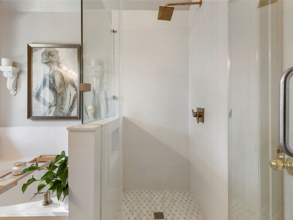 74 Valley Oaks Circle, The Woodlands TX 77382
