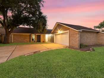 15824 Boulder Oaks Drive