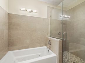660 Wilcrest Drive 660, Houston TX 77042