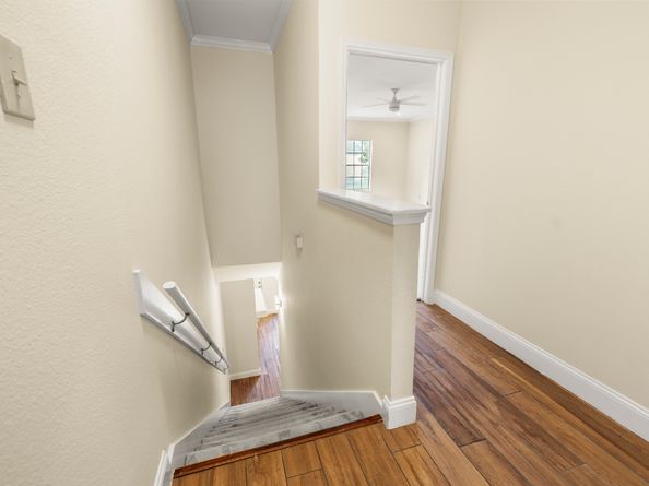 660 Wilcrest Drive 660, Houston TX 77042
