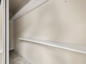 660 Wilcrest Drive 660, Houston TX 77042