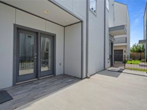 8409 Hempstead Road H, Houston TX 77008