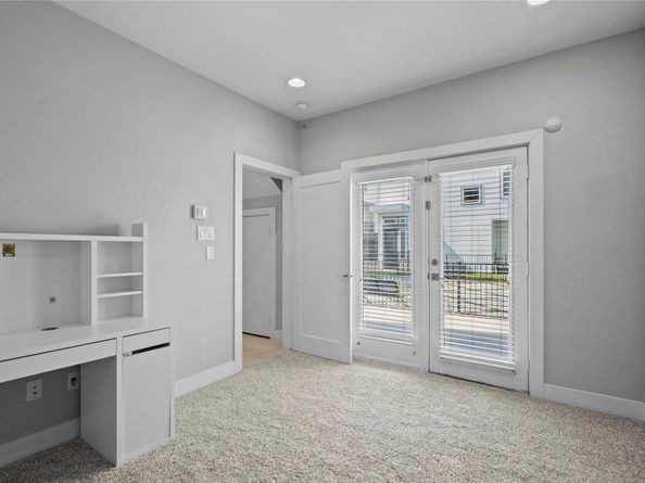 8409 Hempstead Road H, Houston TX 77008