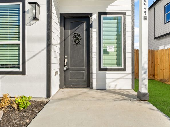 8445 Jutland Road, Houston TX 77033