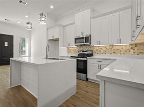 8445 Jutland Road, Houston TX 77033