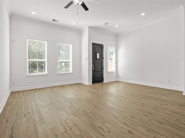 8445 Jutland Road, Houston TX 77033