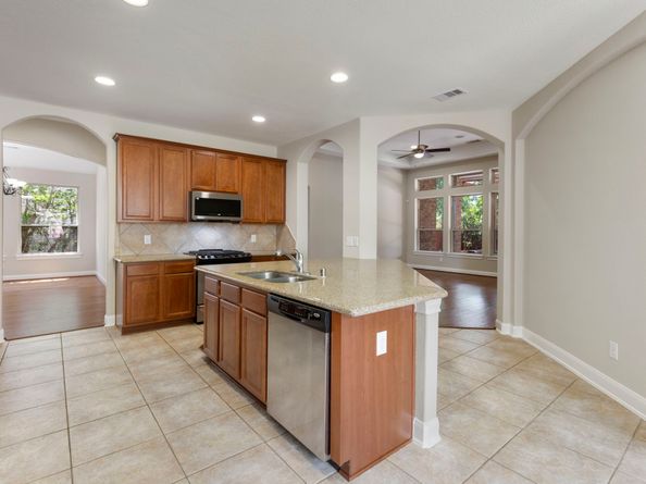 70 N Rocky Point Circle, The Woodlands TX 77389