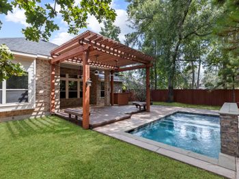 70 N Rocky Point Circle