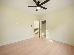 7129 England Street, Houston TX 77021