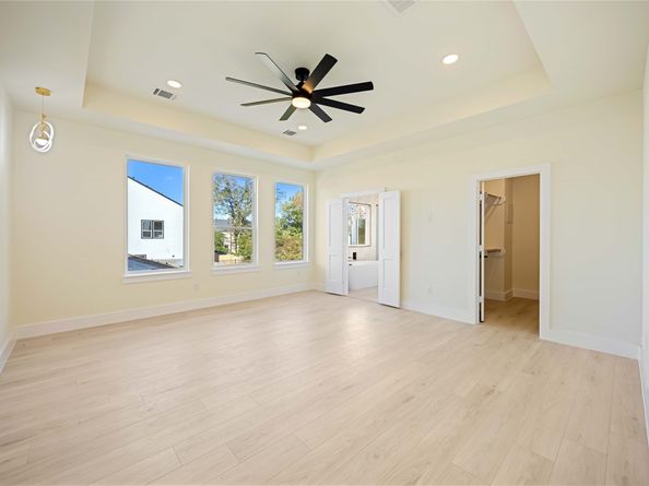 7129 England Street, Houston TX 77021