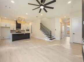 7129 England Street, Houston TX 77021