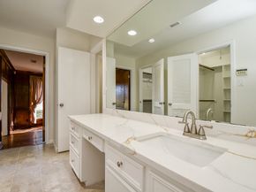 2930 Country Club Blvd Boulevard, Sugar Land TX 77478