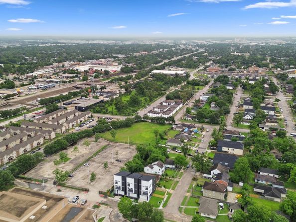 1266-1264 Finnigan Street, Houston TX 77020