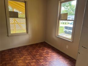 606 E 42nd Street, Houston TX 77022