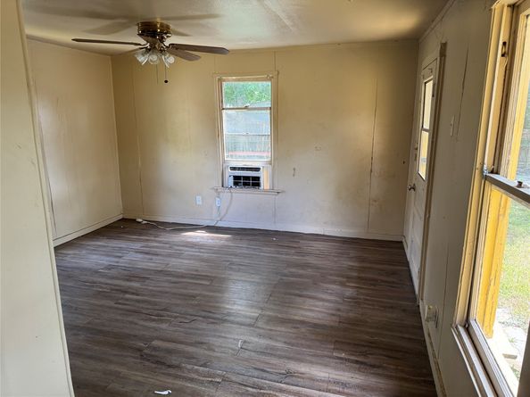 606 E 42nd Street, Houston TX 77022