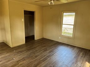 606 E 42nd Street, Houston TX 77022