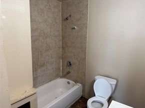 606 E 42nd Street, Houston TX 77022