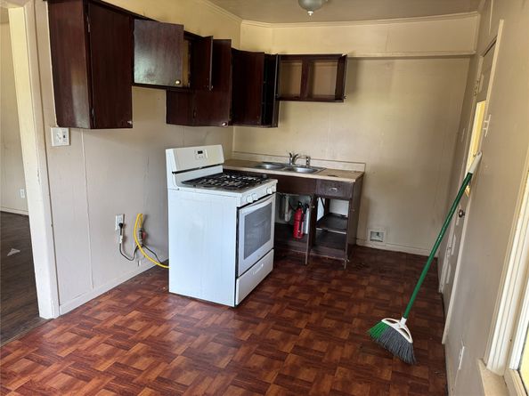 606 E 42nd Street, Houston TX 77022