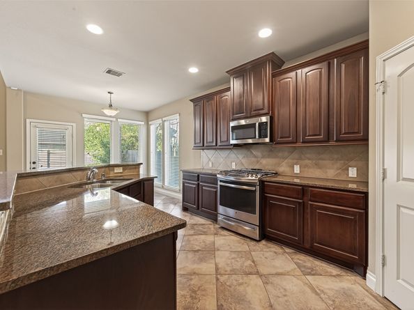 16810 Whighams Place, Richmond TX 77407