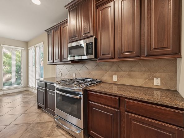 16810 Whighams Place, Richmond TX 77407