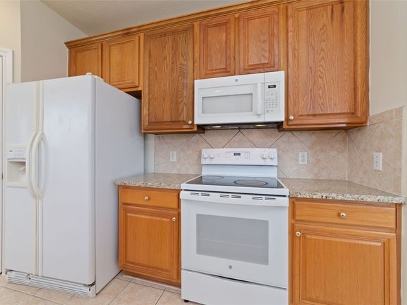 15111 Snow Hill Court, Sugar Land TX 77498