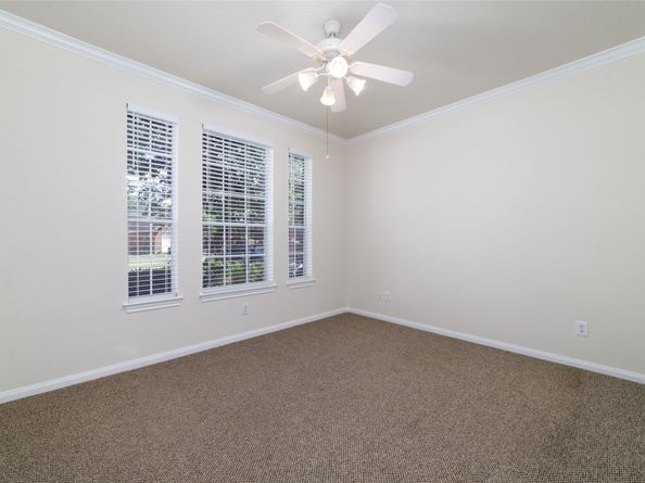 15111 Snow Hill Court, Sugar Land TX 77498