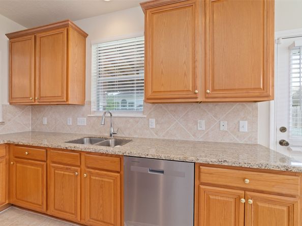 15111 Snow Hill Court, Sugar Land TX 77498