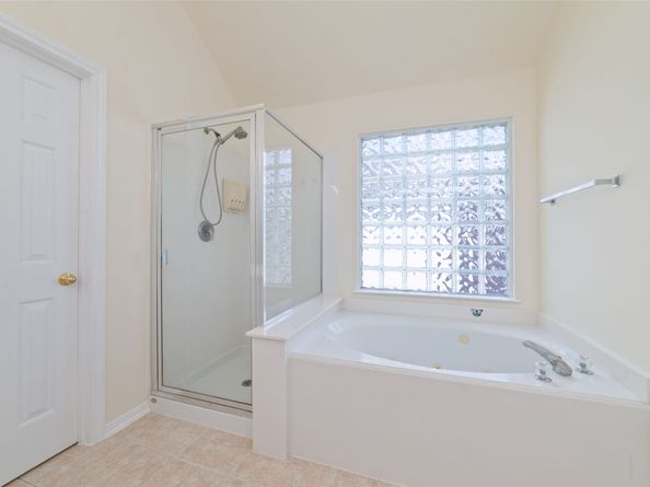 15111 Snow Hill Court, Sugar Land TX 77498