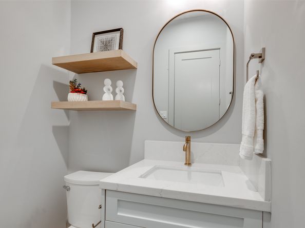 2715 BEAUCHAMP Street, Houston TX 77009