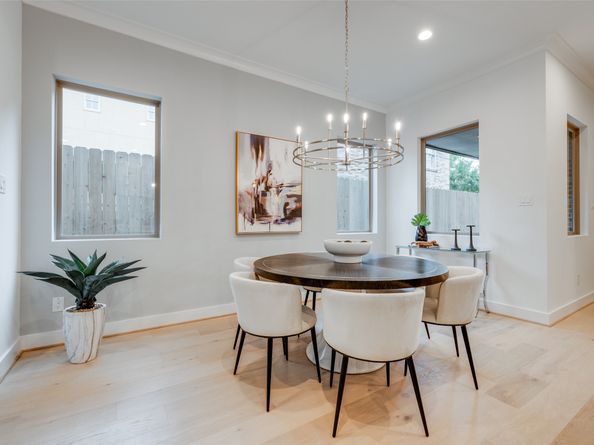 2715 BEAUCHAMP Street, Houston TX 77009