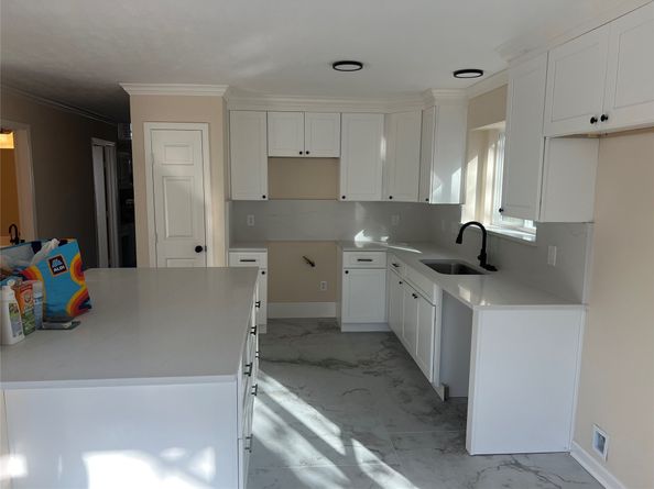 8023 Carmel Circle, Houston TX 77095