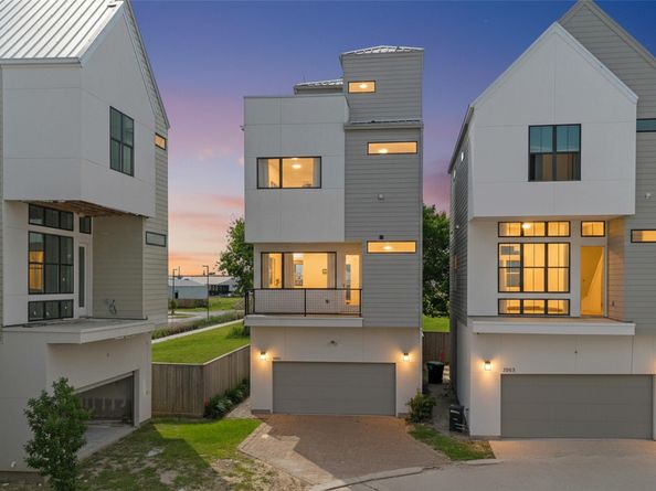 2851 Decker Place, Houston TX 77003