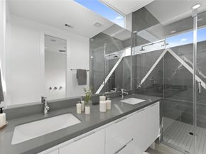 2851 Decker Place, Houston TX 77003