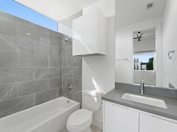 2851 Decker Place, Houston TX 77003