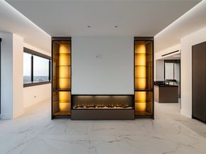 49 Briar Hollow Lane 1904, Houston TX 77027