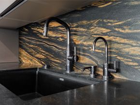 49 Briar Hollow Lane 1904, Houston TX 77027