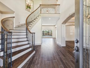 7 Club Oak Court, Kingwood TX 77339