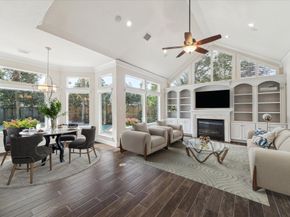 7 Club Oak Court, Kingwood TX 77339