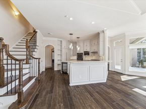 7 Club Oak Court, Kingwood TX 77339