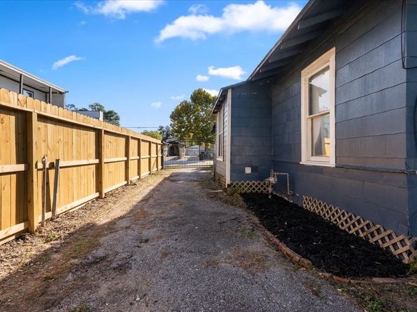 2522 Lidstone Street, Houston TX 77023