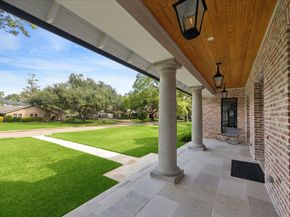 7 Hedwig Shadows Drive, Houston TX 77024