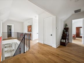 7 Hedwig Shadows Drive, Houston TX 77024