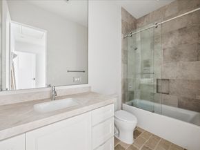 7 Hedwig Shadows Drive, Houston TX 77024