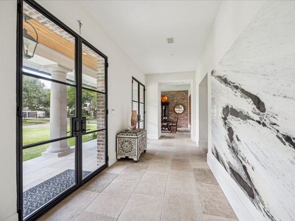 7 Hedwig Shadows Drive, Houston TX 77024