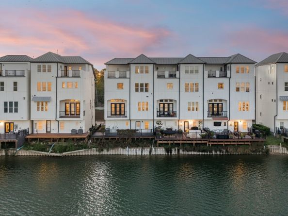 2202 Lakeshore Edge Drive, Houston TX 77080