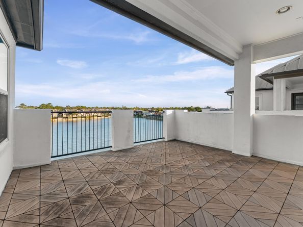 2202 Lakeshore Edge Drive, Houston TX 77080