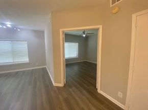 2209 S Braeswood Boulevard 33F, Houston TX 77030